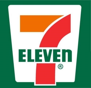 【コンビニ】セブンイレブン久留米十二軒屋店 927m 周辺環境